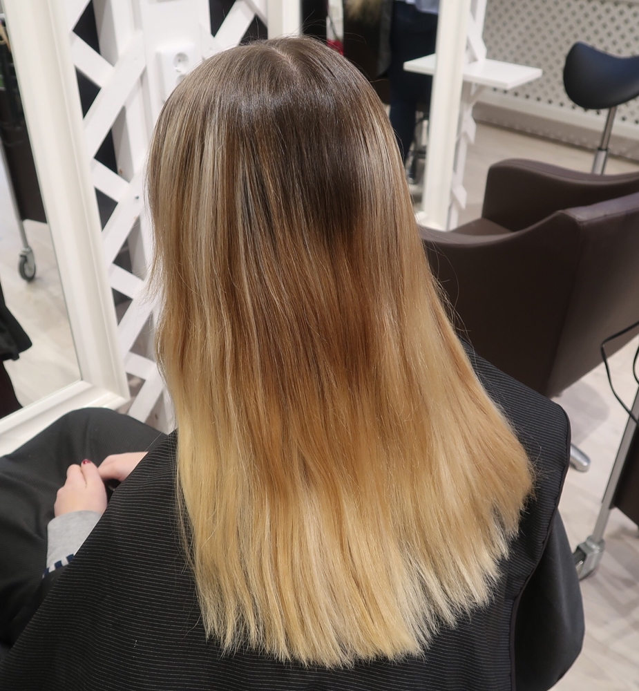 Kall balayage blonde