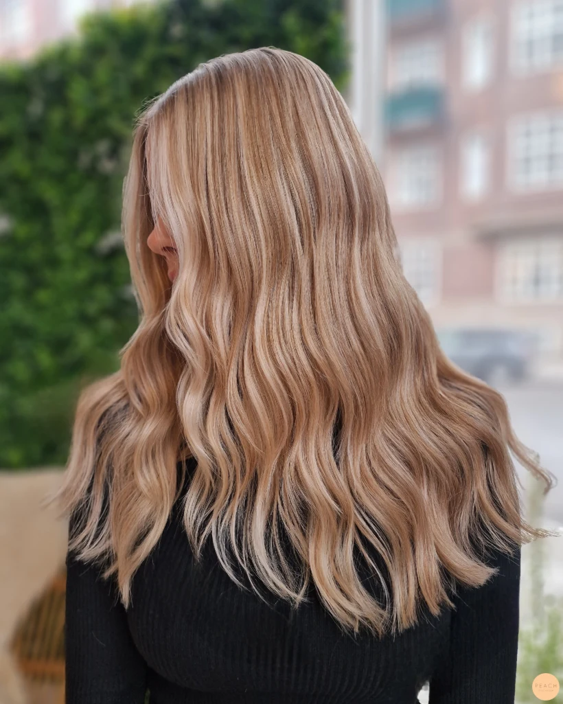 Beige blonde hair