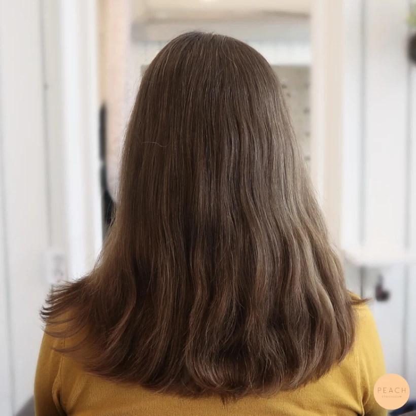 Varm brun hårfärg med toner av choklad