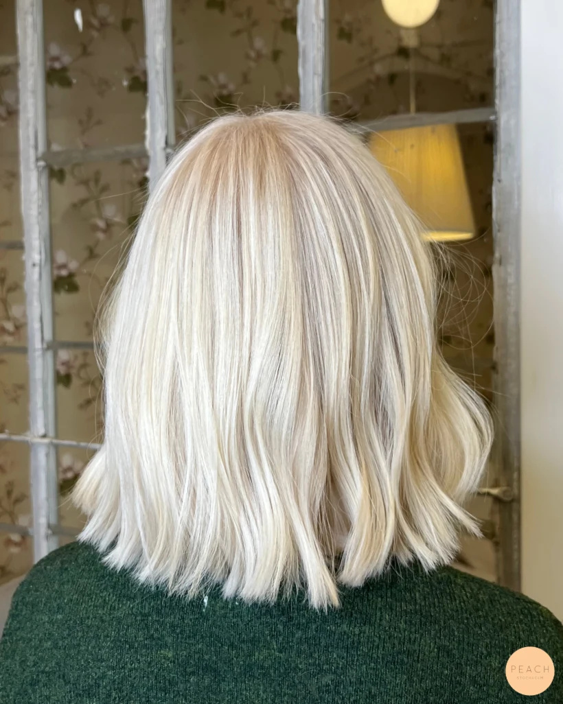 Crispy blonde hair🤍