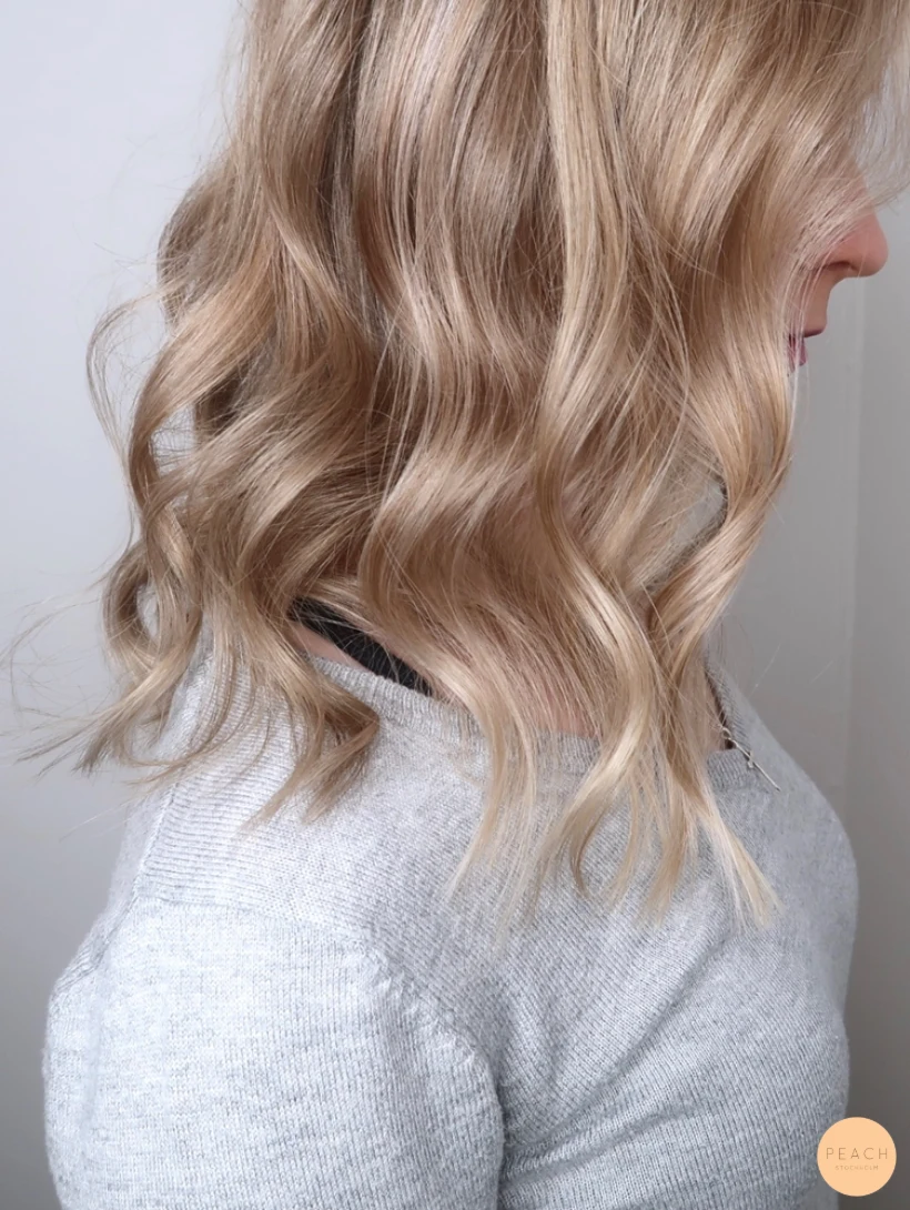 Babylights hair blonde med ljusa slingor