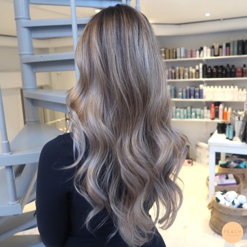 Askblond färg