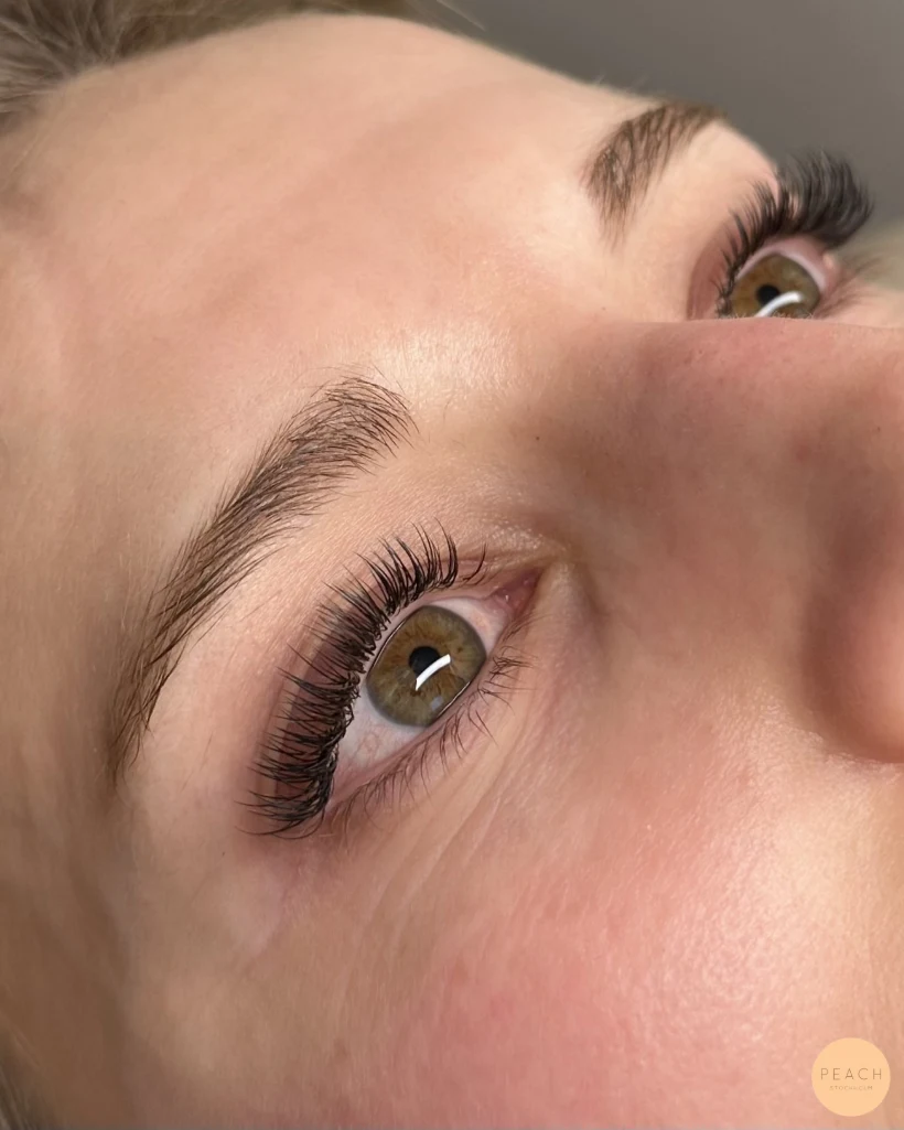 Fransförlängning naturlig look singelfransar