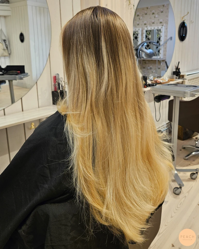 Glossy vanilla rosé