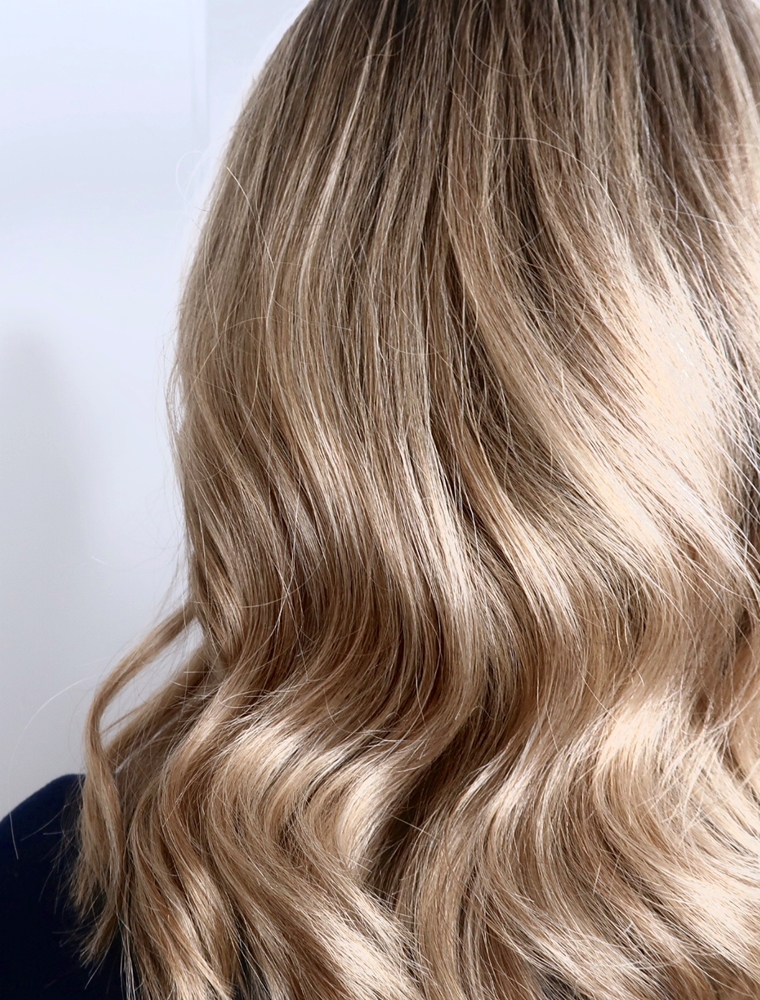 Beige blond hårfärg