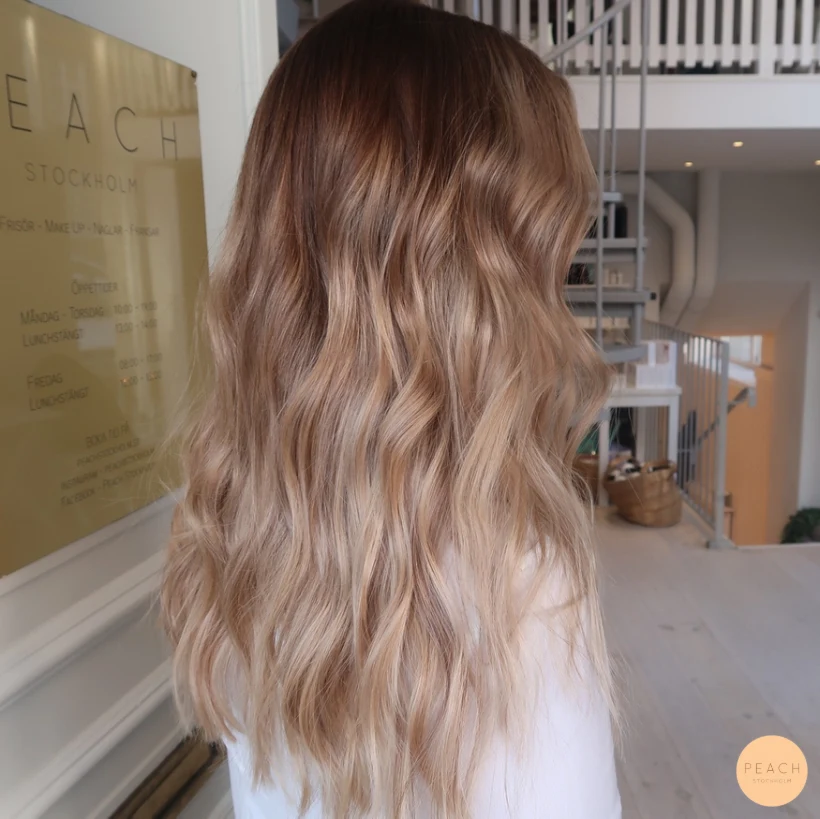Balayage stockholm med mjuk root shadow