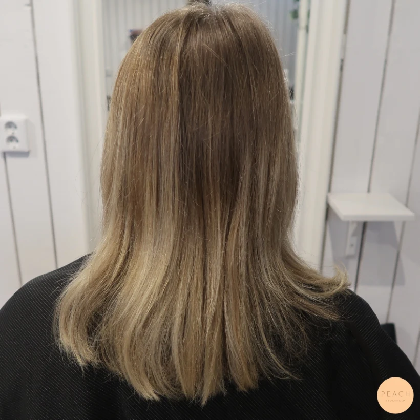 Balayage blond long bob