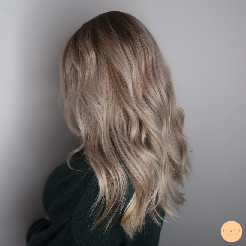 Blond med djup i botten