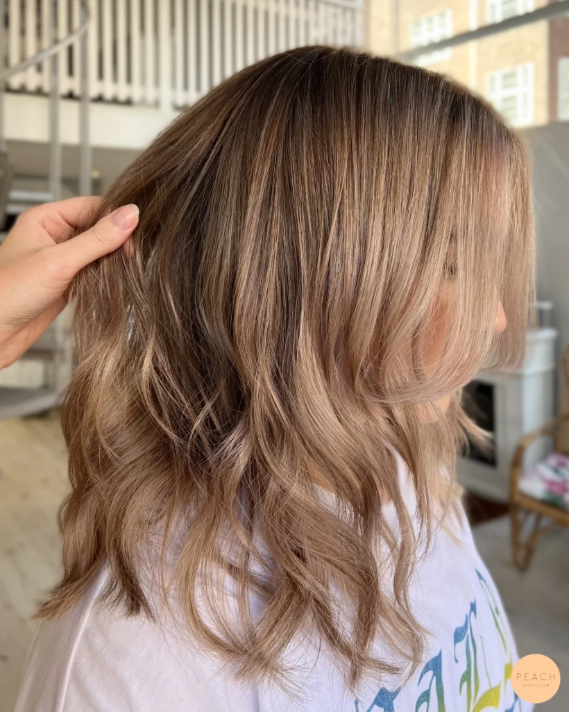 Naturlig beige blond efter Hairtalk