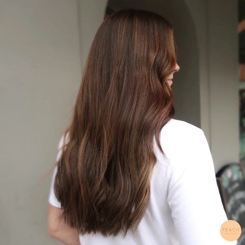 Varm brun balayage – salongsresultat av Elin Granqvist, 1 juni 2020