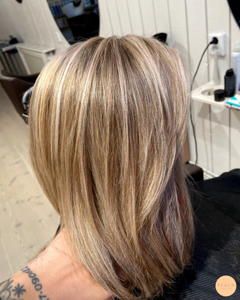 Naturlig blond med extra glans