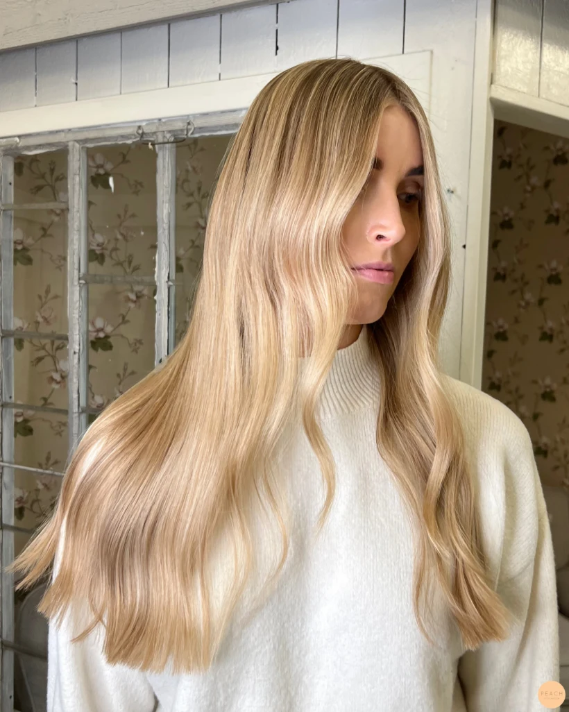 Creamy vanilla blonde hair🌸