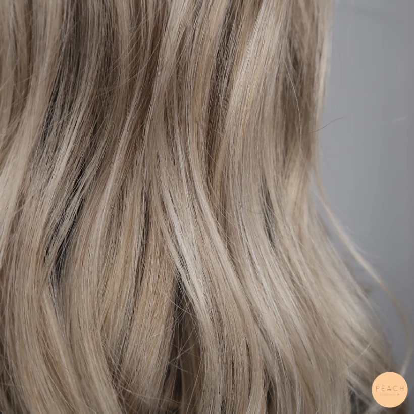 Vår fräsch blond balayage