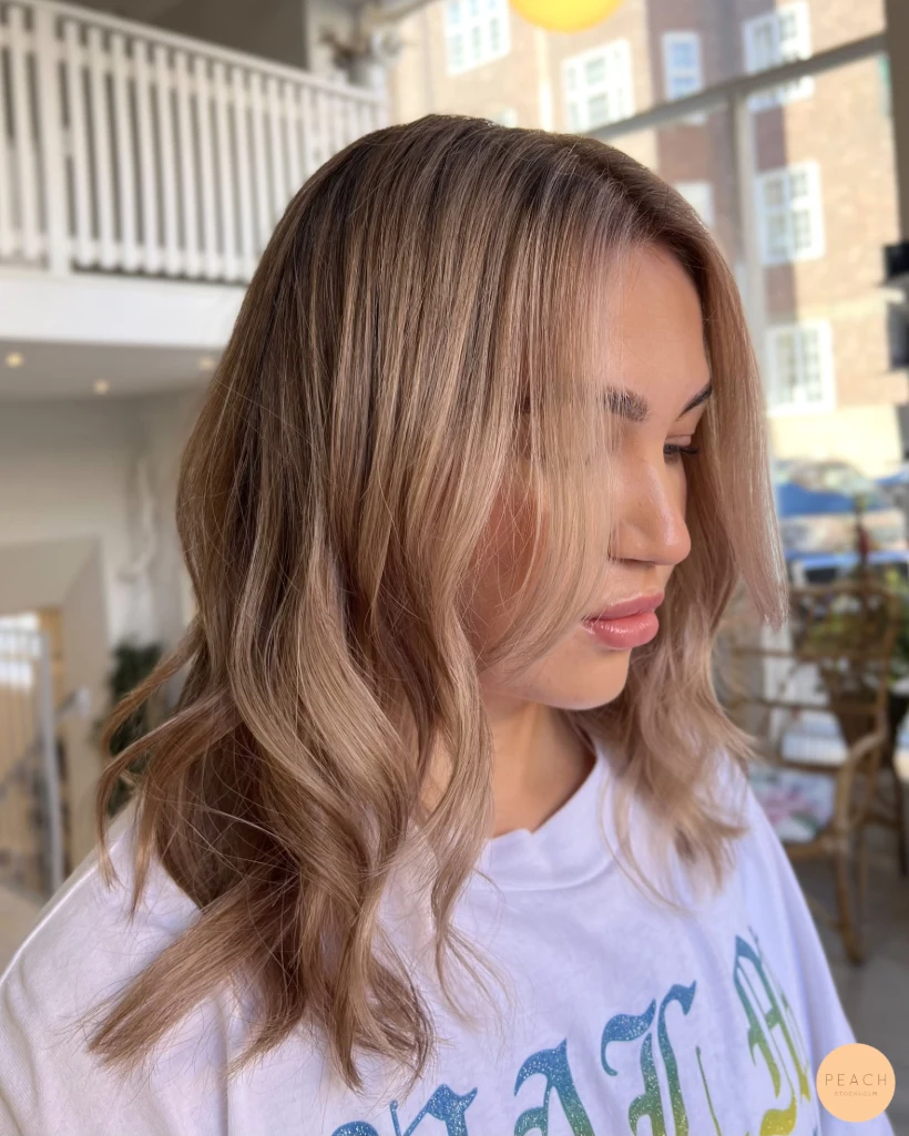 Naturlig beige blond efter Hairtalk