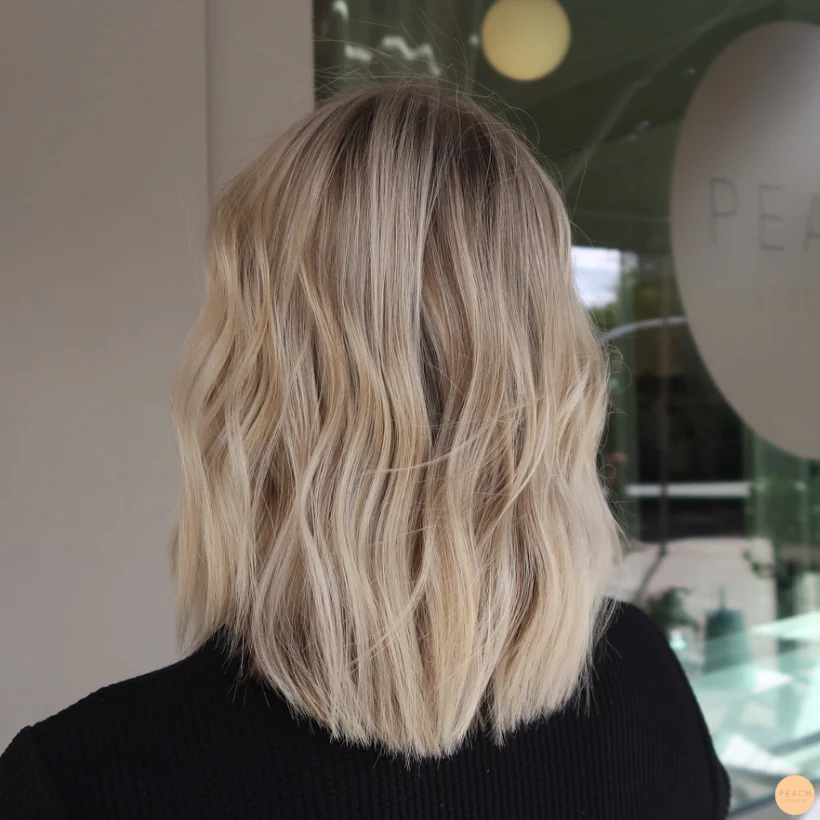 Beige blond balayage