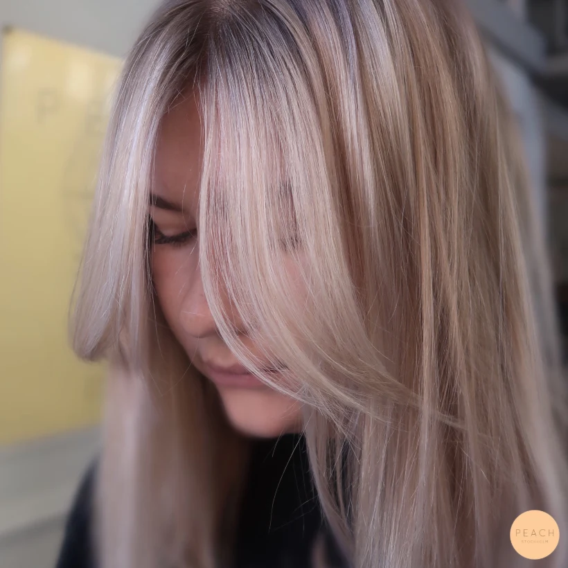 Blond lob med lugg