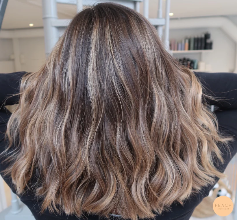 Balayage beige blond