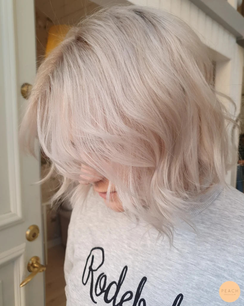 Kall blond med fina babylights