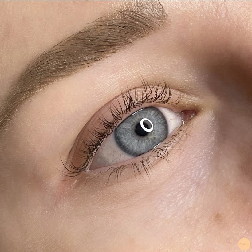 Yumi lashes stockholm