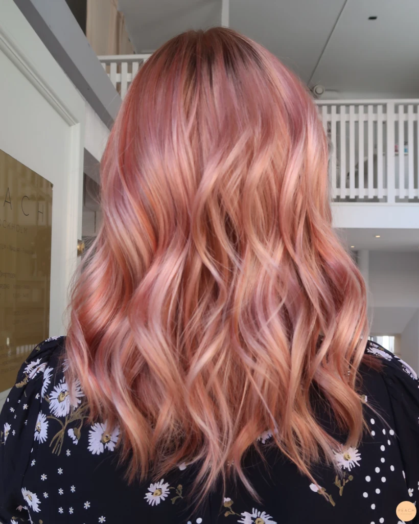 Rosé peach hair