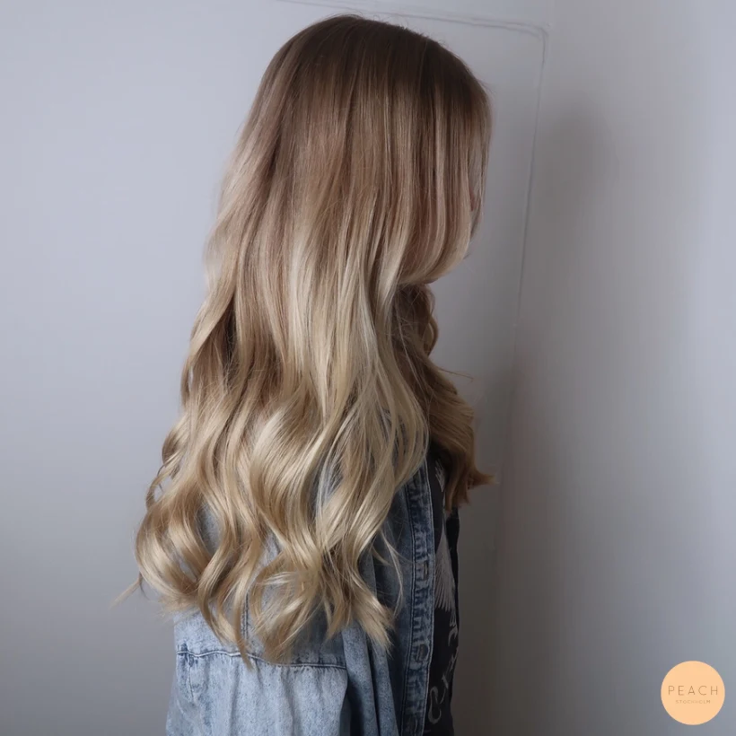 Balayage blond med gardinlugg