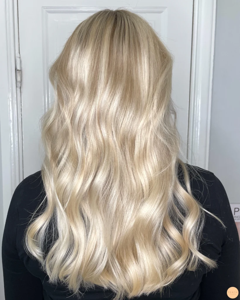 Light blonde ✨🤍