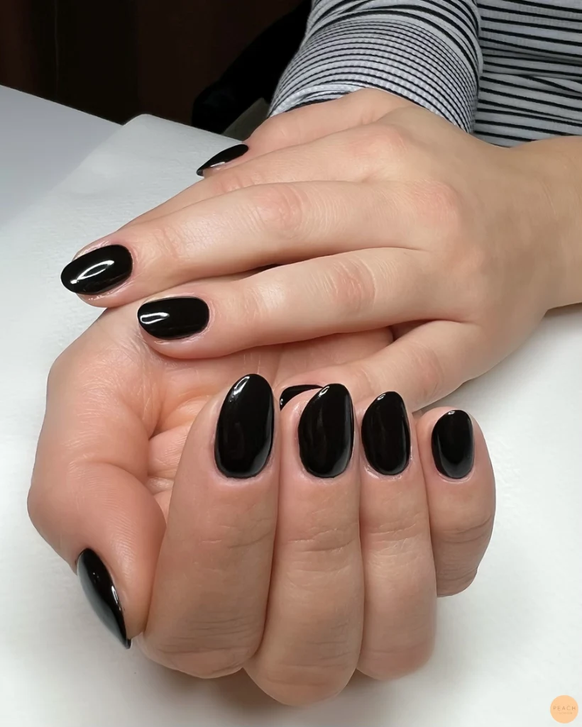 Black nails - always a good idea