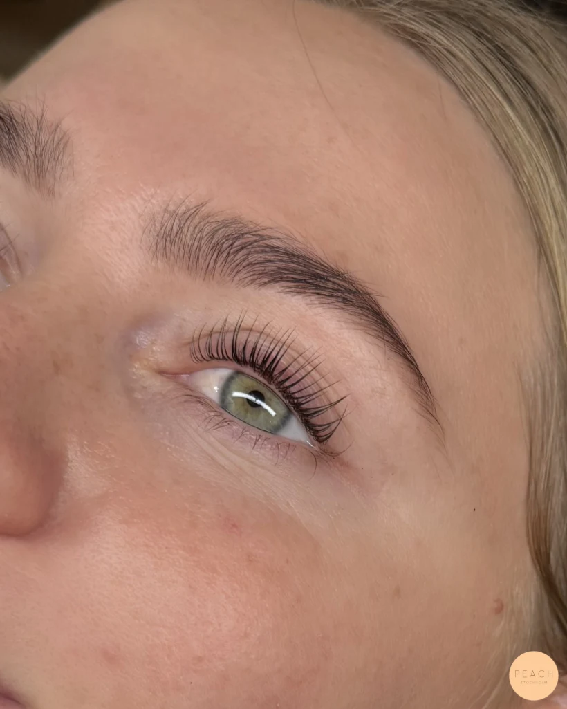 Lashlift före efter – salongsresultat av Amanda Da Silva, 21 januari 2025
