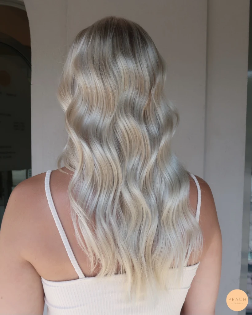 Is blond hårfärg – salongsresultat av Elin Granqvist, 23 juli 2021