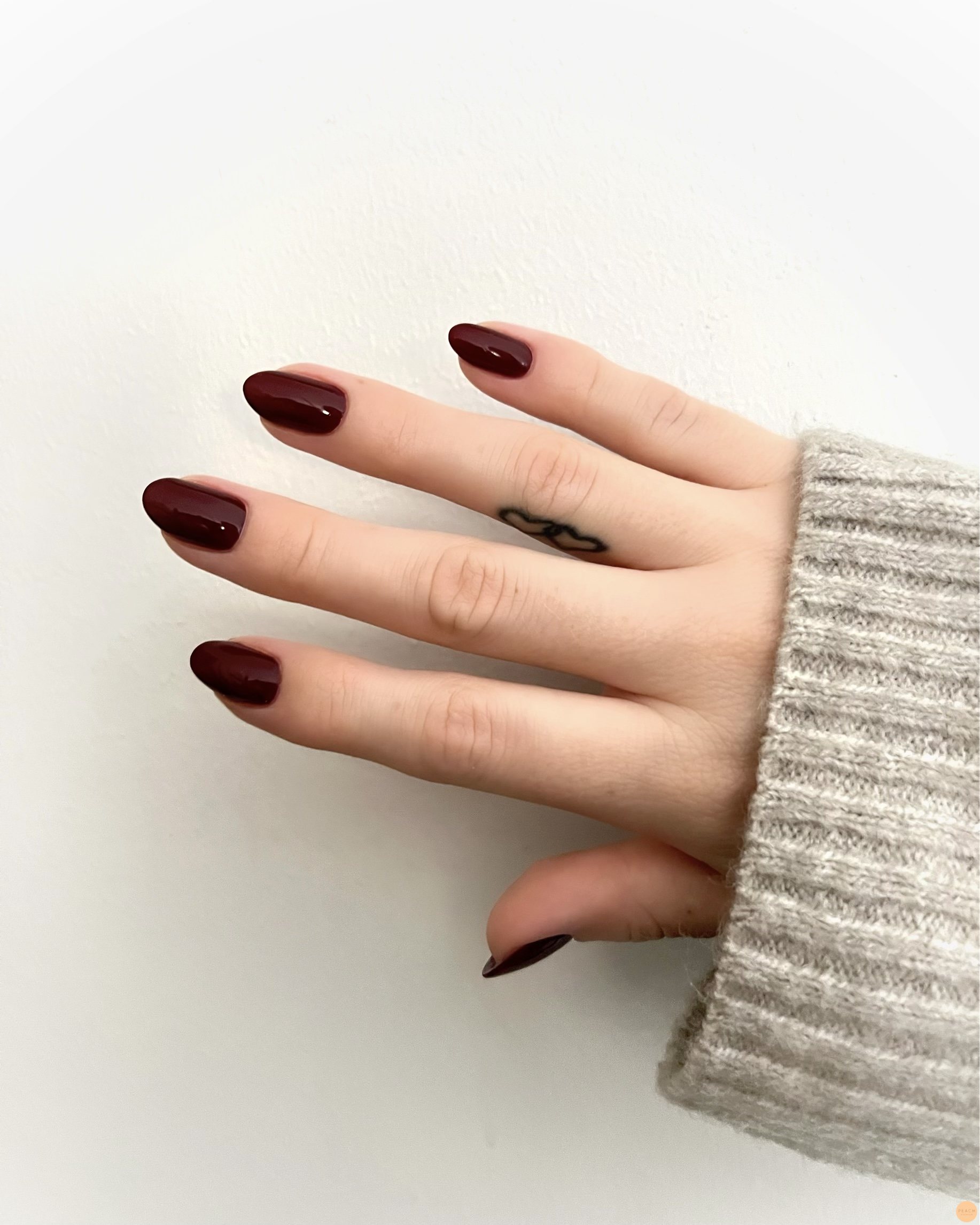 Classic blood red nails ❤️