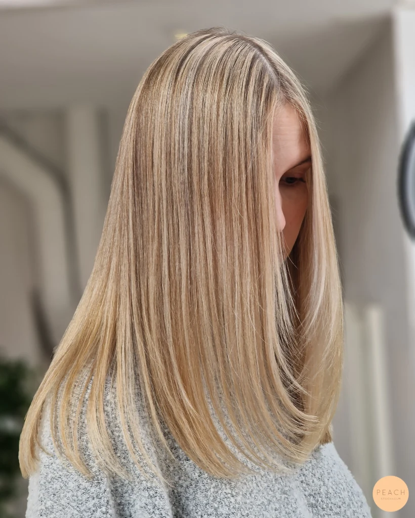 Sand blond