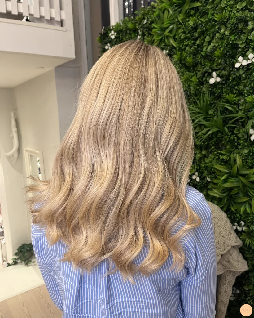 Beige blond hårfärg
