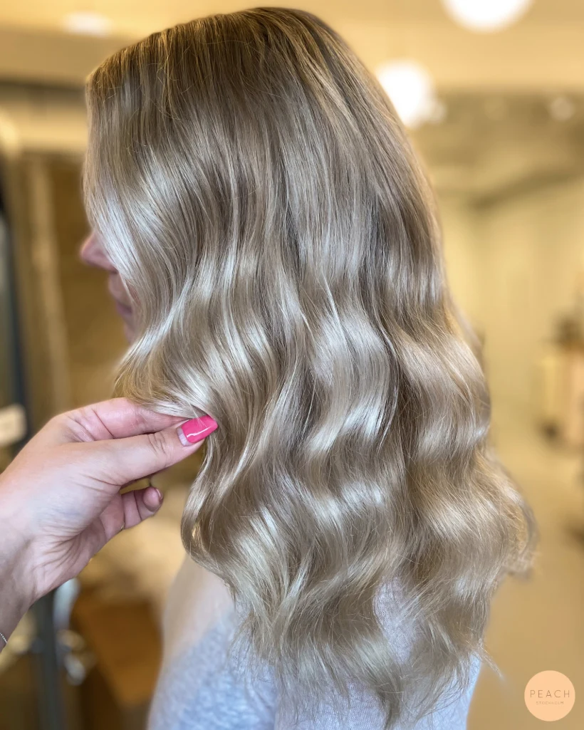 Klarblond hårfärg