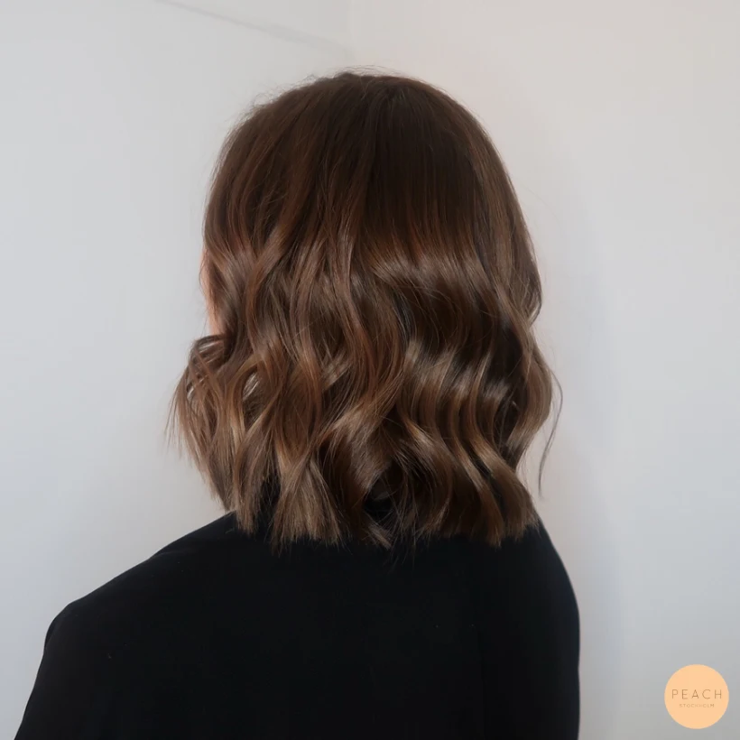 Brun hårfärg med ljusa slingor – inspiration 21 januari 2019