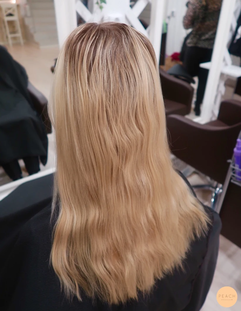 Naturligt kall blond med mjuka slingor