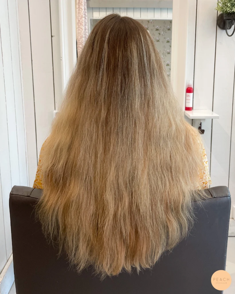 Kall beige hårfärg med slingor