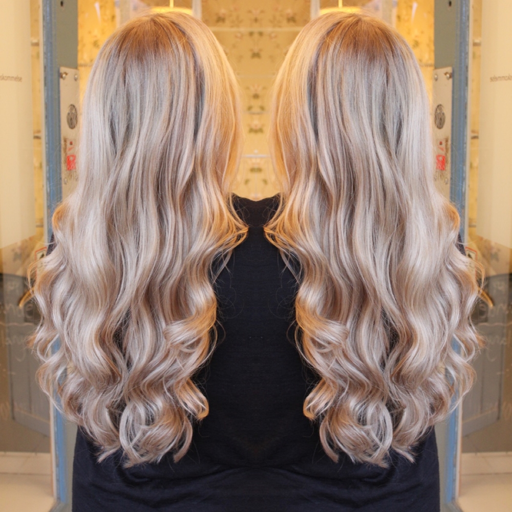 Glossy glossy gyllenblond