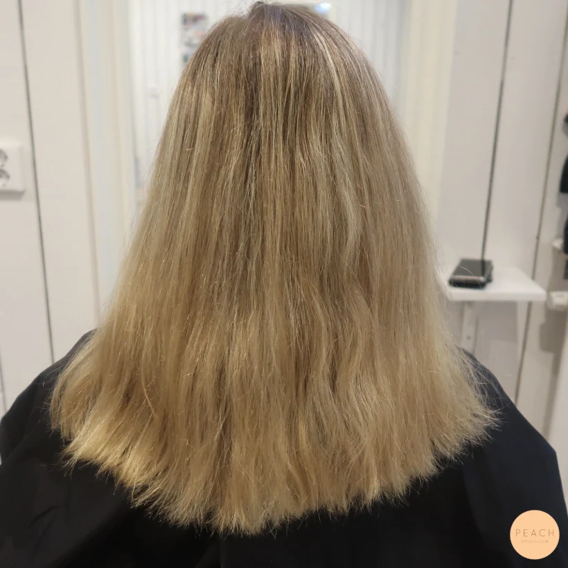 Från blond till brun med ljusa slingor