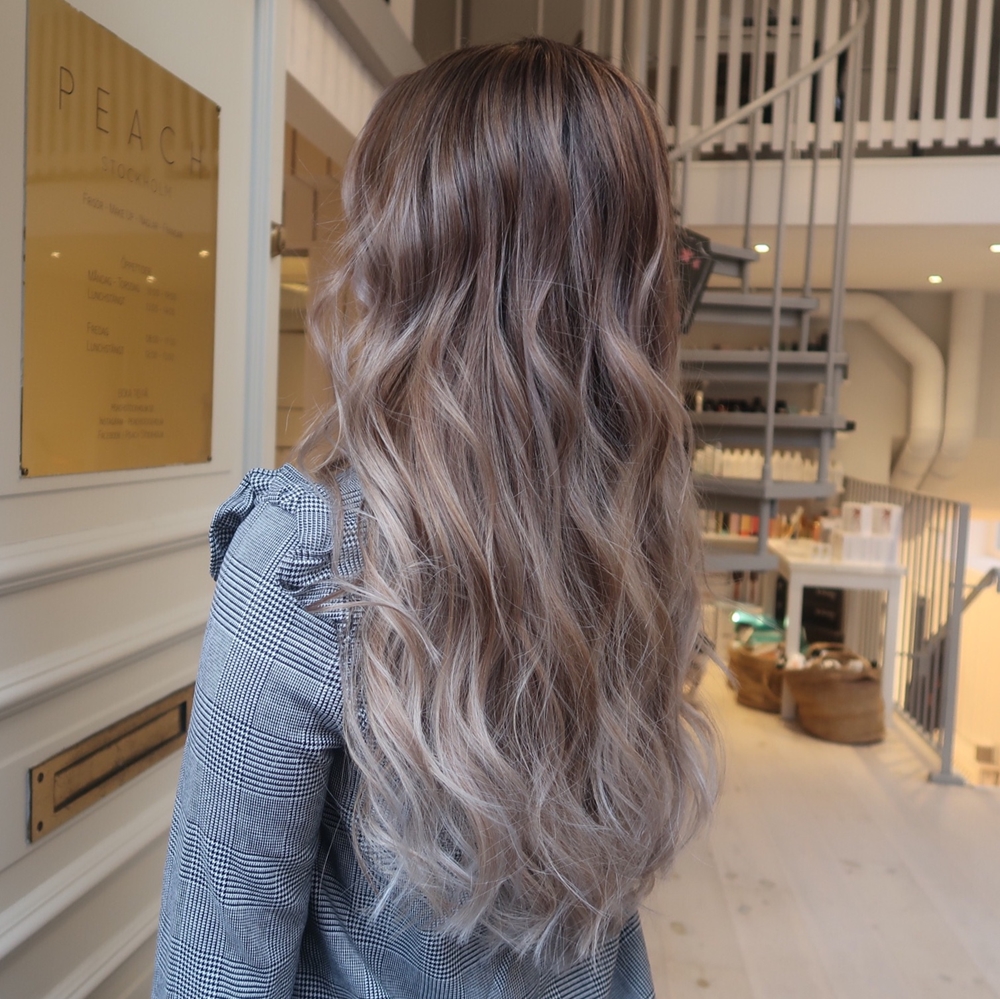 Balayage långt hår - beige