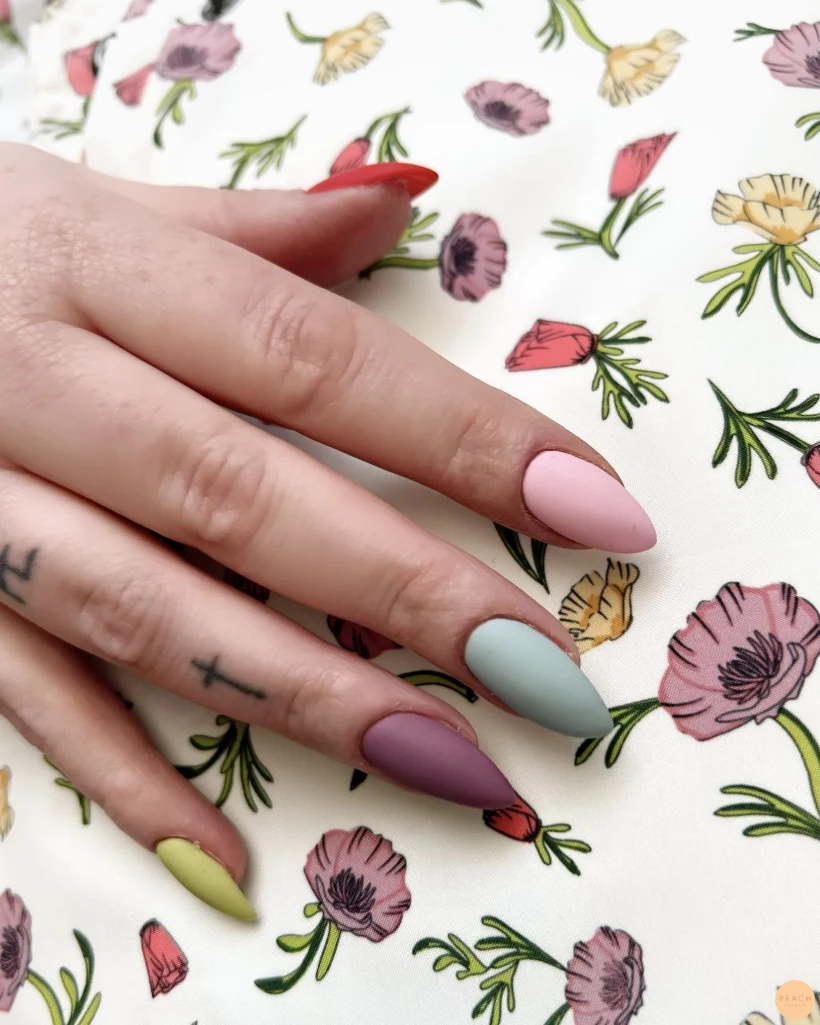 Spring nails ❤️☀️
