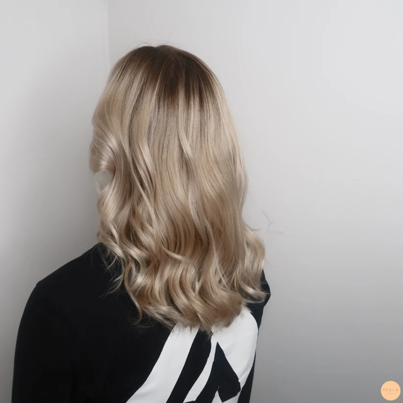 Beige blond hårfärg