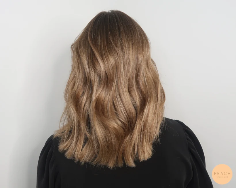 Bronde hårfärg med mjuka lowlights