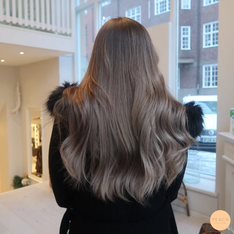 Kall toning blont hår