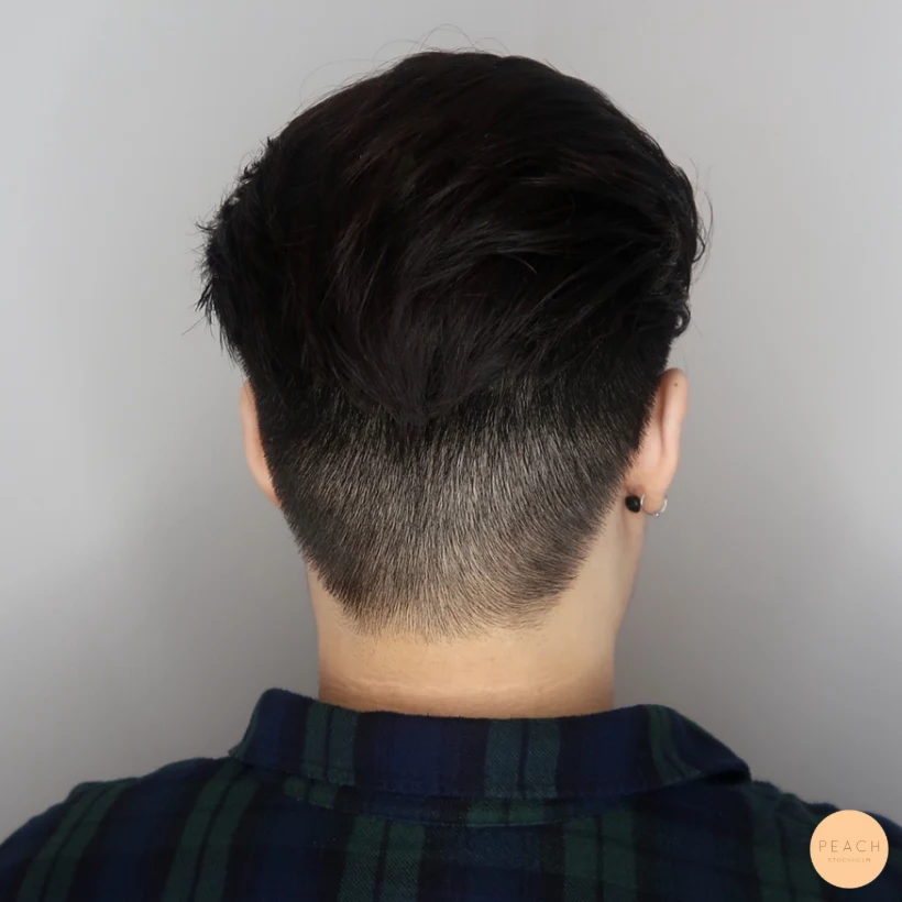 Kort frisyr med undercut
