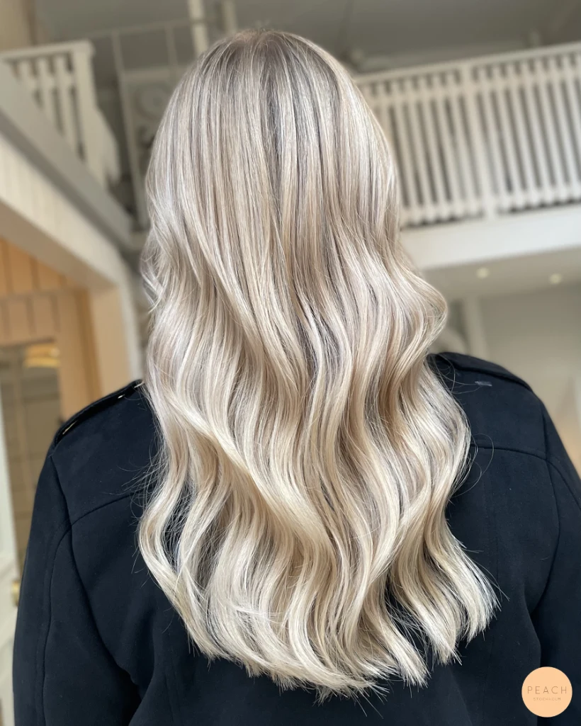 Blond balayage – salongsresultat av Jonathan Hultman, 29 september 2023