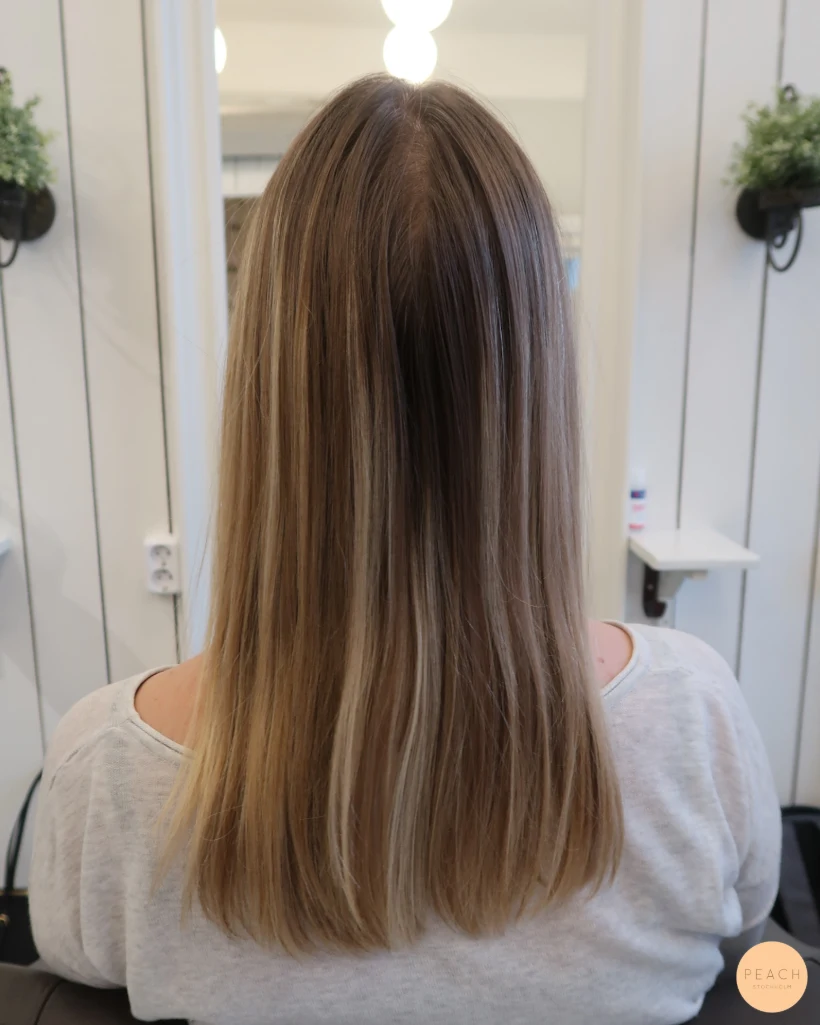 Varm blond balayage – salongsresultat av Javiera Hernandez, 31 mars 2022