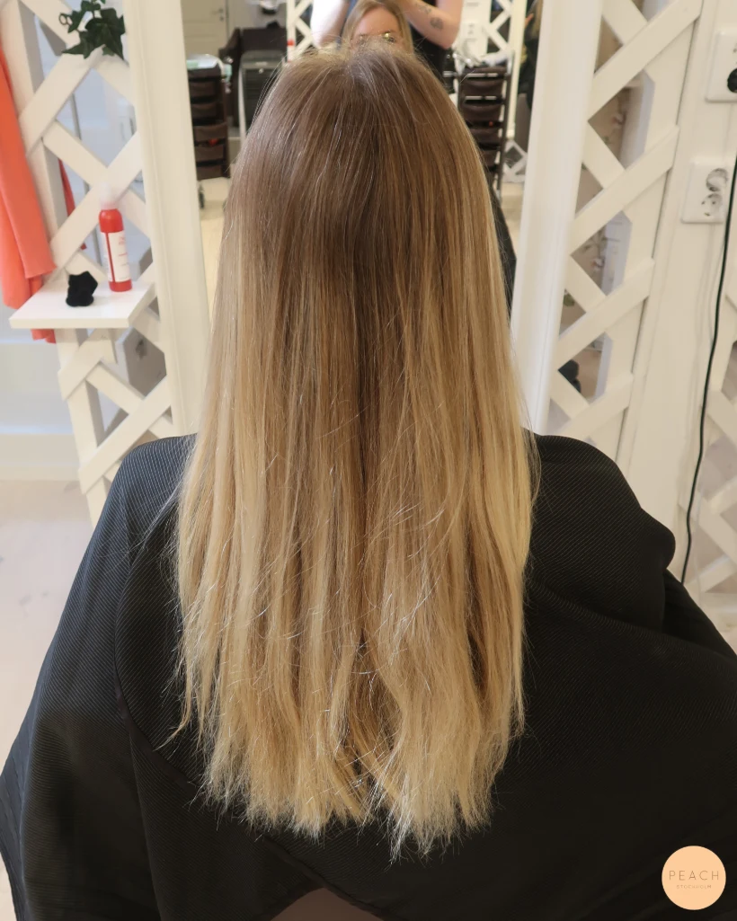 Blond balayage – salongsresultat av Jonathan Hultman, 26 september 2021