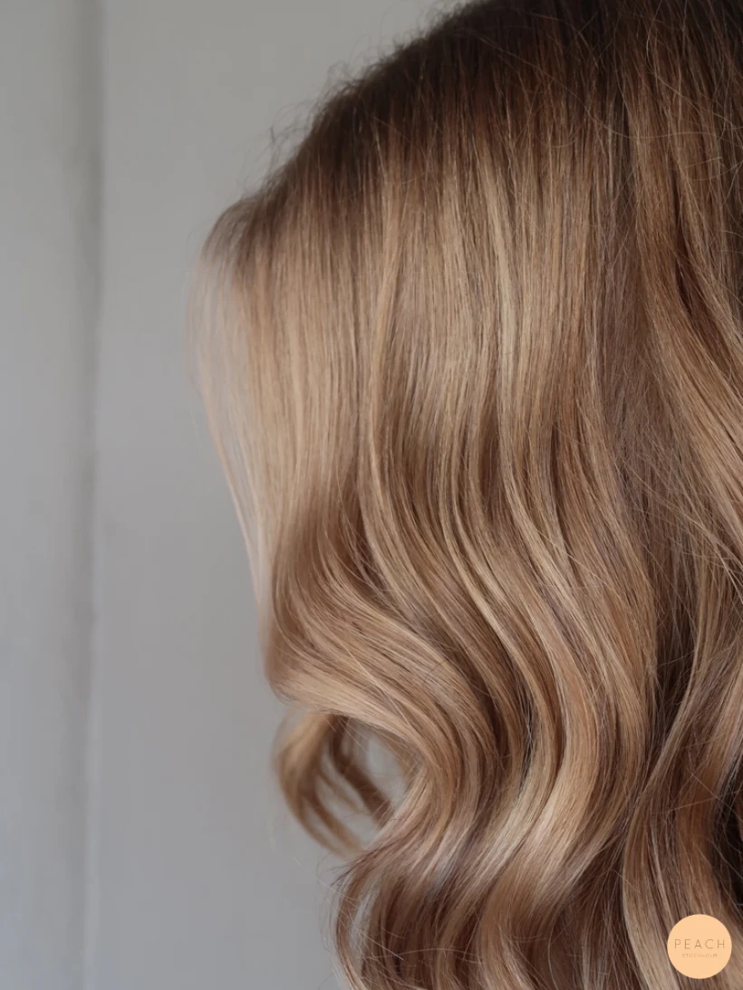 Naturlig balayage varma och kalla toner