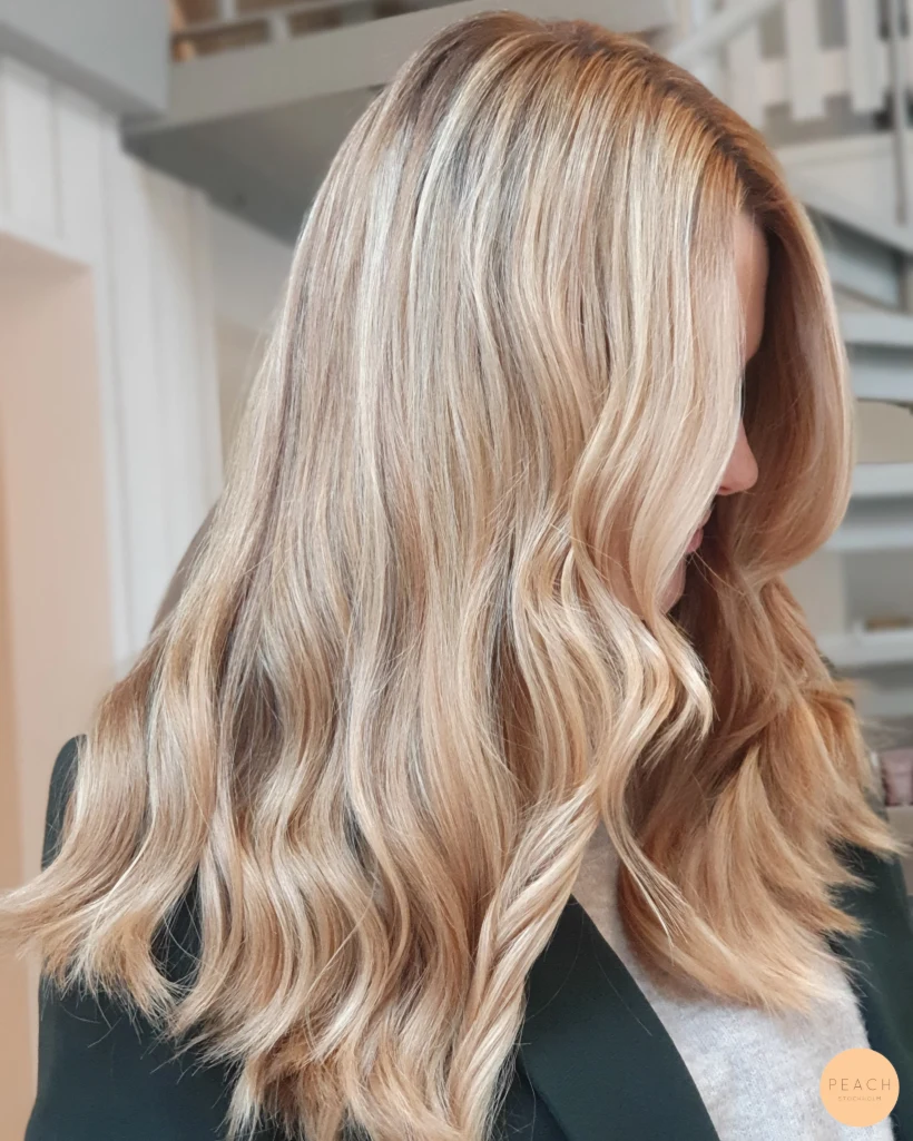 Ribbon Blonde