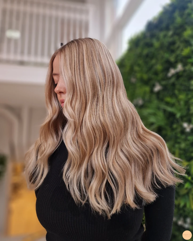 Beige blonde hair